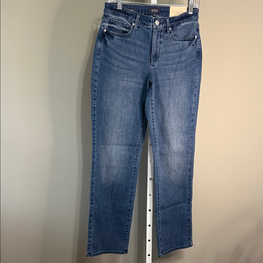 NWT NYDJ‎ Bailee Relaxed High Rise Straight Blue Jeans Size 6